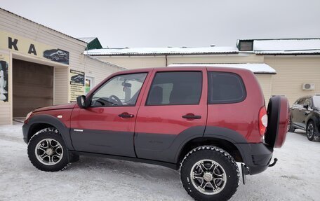 Chevrolet Niva I рестайлинг, 2011 год, 459 000 рублей, 6 фотография