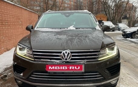 Volkswagen Touareg III, 2015 год, 2 900 000 рублей, 5 фотография