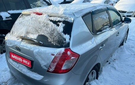 KIA cee'd I рестайлинг, 2010 год, 875 000 рублей, 3 фотография