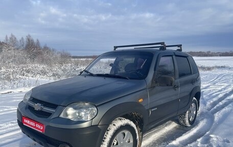 Chevrolet Niva I рестайлинг, 2010 год, 520 000 рублей, 1 фотография