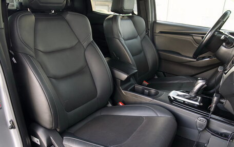 Isuzu D-Max, 2021 год, 3 900 000 рублей, 24 фотография