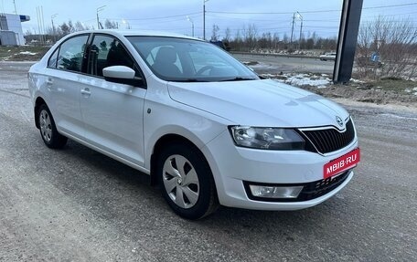 Skoda Rapid I, 2015 год, 870 000 рублей, 2 фотография