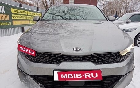 KIA K5, 2020 год, 2 400 000 рублей, 5 фотография