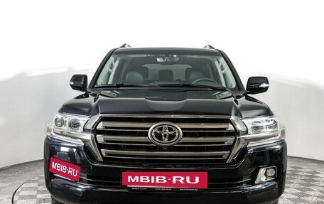 Toyota Land Cruiser 200, 2015 год, 5 597 000 рублей, 2 фотография