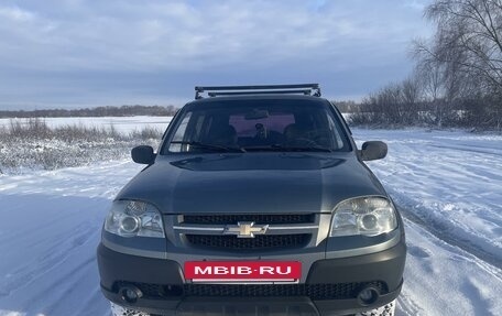 Chevrolet Niva I рестайлинг, 2010 год, 520 000 рублей, 6 фотография