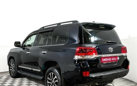 Toyota Land Cruiser 200, 2015 год, 5 597 000 рублей, 7 фотография