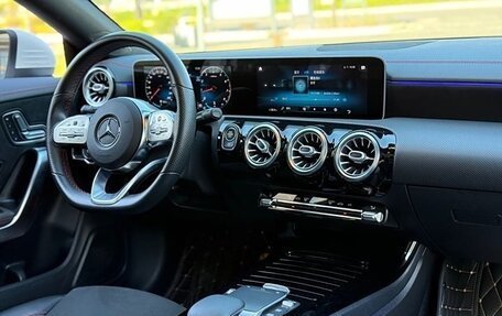 Mercedes-Benz CLA, 2021 год, 2 600 000 рублей, 7 фотография