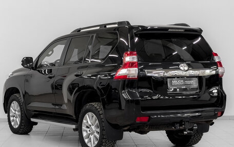 Toyota Land Cruiser Prado 150 рестайлинг 2, 2016 год, 3 900 000 рублей, 7 фотография