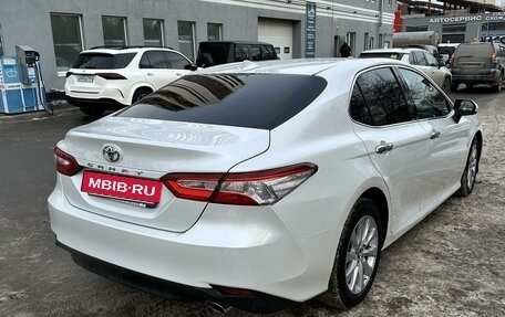 Toyota Camry, 2018 год, 2 930 000 рублей, 4 фотография