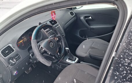 Volkswagen Polo VI (EU Market), 2016 год, 680 000 рублей, 6 фотография