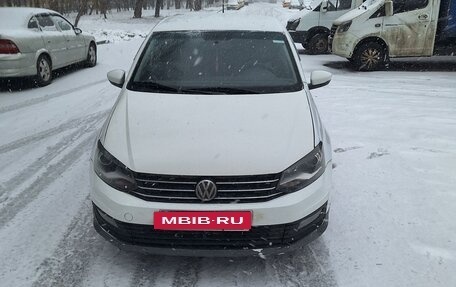 Volkswagen Polo VI (EU Market), 2016 год, 680 000 рублей, 3 фотография