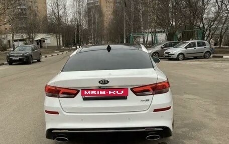 KIA Optima IV, 2019 год, 2 000 000 рублей, 10 фотография