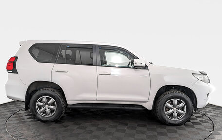 Toyota Land Cruiser Prado 150 рестайлинг 2, 2019 год, 4 895 000 рублей, 4 фотография