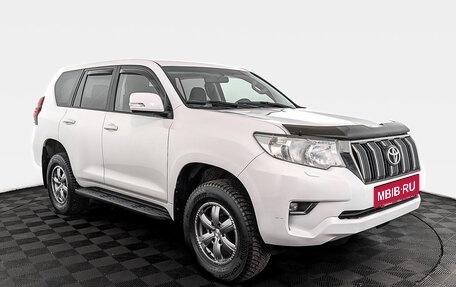 Toyota Land Cruiser Prado 150 рестайлинг 2, 2019 год, 4 895 000 рублей, 3 фотография