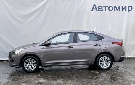 Hyundai Solaris II рестайлинг, 2021 год, 1 720 000 рублей, 8 фотография