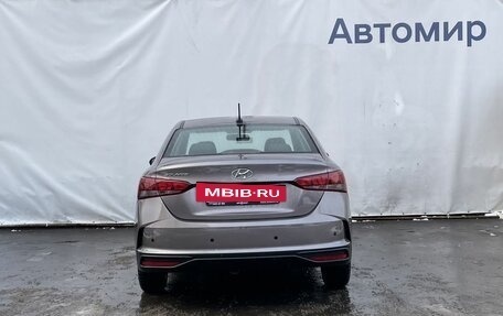 Hyundai Solaris II рестайлинг, 2021 год, 1 720 000 рублей, 6 фотография