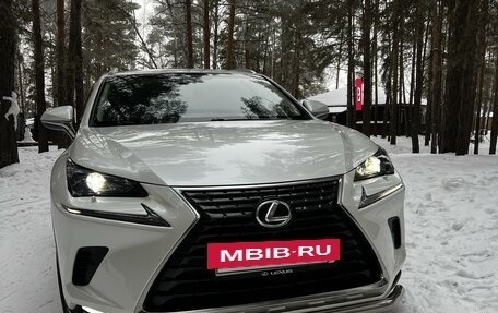 Lexus NX I, 2018 год, 3 600 000 рублей, 5 фотография