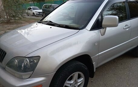 Toyota Harrier, 2000 год, 1 100 000 рублей, 4 фотография