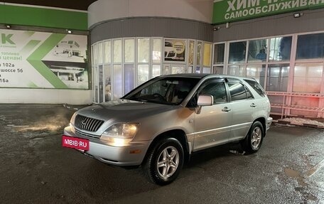 Toyota Harrier, 2000 год, 1 100 000 рублей, 13 фотография