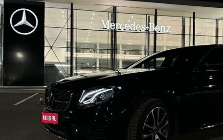 Mercedes-Benz E-Класс, 2018 год, 3 500 000 рублей, 1 фотография