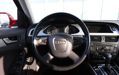 Audi A4, 2011 год, 1 350 000 рублей, 22 фотография