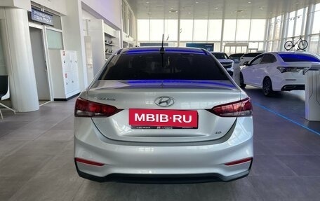 Hyundai Solaris II рестайлинг, 2020 год, 1 390 000 рублей, 5 фотография