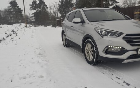 Hyundai Santa Fe III рестайлинг, 2016 год, 2 150 000 рублей, 3 фотография