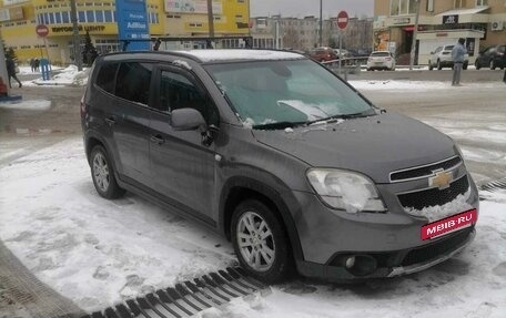 Chevrolet Orlando I, 2012 год, 690 000 рублей, 2 фотография