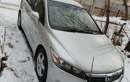 Honda Stream II, 2008 год, 1 050 000 рублей, 2 фотография