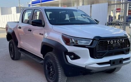 Toyota Hilux VIII, 2024 год, 7 700 000 рублей, 17 фотография