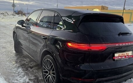 Porsche Cayenne III, 2018 год, 7 500 000 рублей, 2 фотография