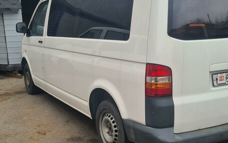 Volkswagen Transporter T5 рестайлинг, 2009 год, 1 050 000 рублей, 11 фотография