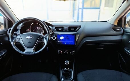 KIA Rio III рестайлинг, 2015 год, 912 000 рублей, 17 фотография