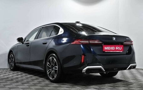 BMW 5 серия, 2024 год, 8 901 000 рублей, 8 фотография