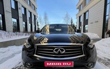 Infiniti QX70, 2014 год, 2 850 000 рублей, 1 фотография