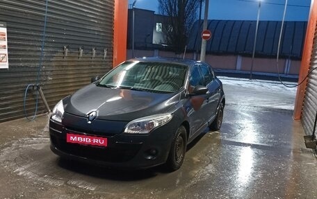 Renault Megane III, 2010 год, 650 000 рублей, 1 фотография