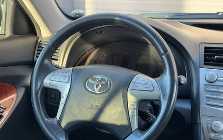 Toyota Camry, 2010 год, 1 530 000 рублей, 13 фотография