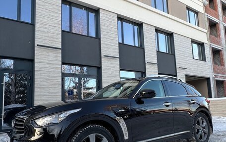 Infiniti QX70, 2014 год, 2 850 000 рублей, 6 фотография