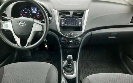 Hyundai Solaris II рестайлинг, 2012 год, 629 000 рублей, 10 фотография