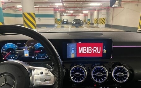 Mercedes-Benz A-Класс, 2019 год, 3 200 000 рублей, 11 фотография