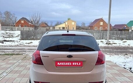 KIA cee'd I рестайлинг, 2010 год, 800 000 рублей, 5 фотография