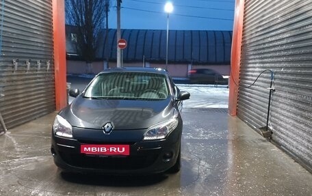 Renault Megane III, 2010 год, 650 000 рублей, 2 фотография