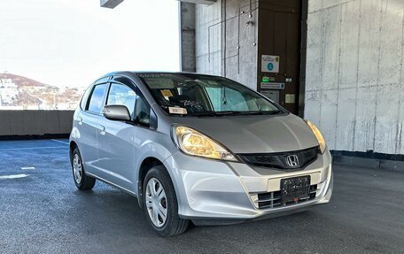 Honda Fit III, 2011 год, 790 000 рублей, 5 фотография