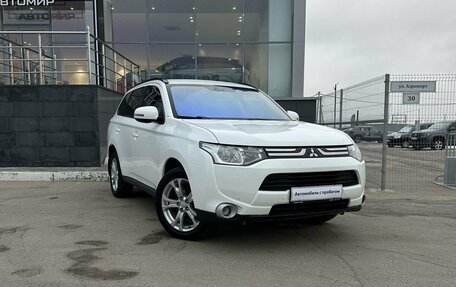 Mitsubishi Outlander III рестайлинг 3, 2012 год, 1 790 000 рублей, 3 фотография