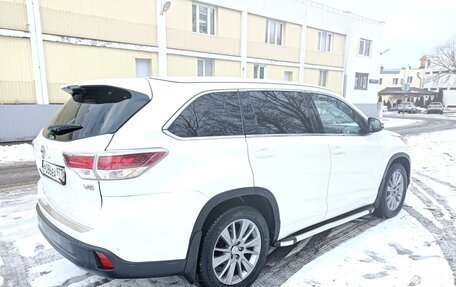 Toyota Highlander III, 2014 год, 3 000 070 рублей, 2 фотография