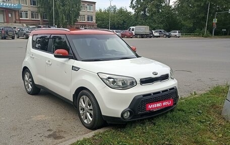 KIA Soul II рестайлинг, 2015 год, 1 380 000 рублей, 2 фотография