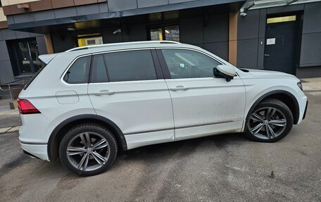 Volkswagen Tiguan II, 2018 год, 3 500 000 рублей, 4 фотография