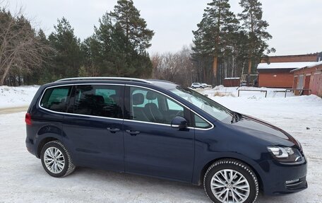 Volkswagen Sharan II, 2013 год, 1 675 000 рублей, 1 фотография