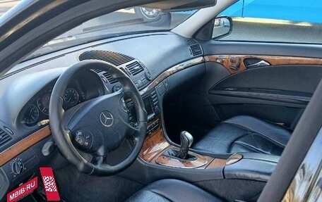 Mercedes-Benz E-Класс, 2004 год, 1 100 000 рублей, 17 фотография