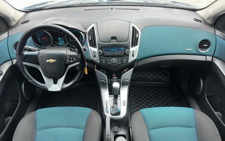 Chevrolet Cruze II, 2012 год, 880 000 рублей, 9 фотография